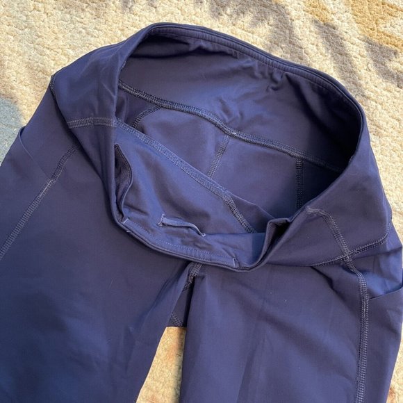 $88 LULULEMON Pace Rival Crop in Hero Blue Size 4 Leggings - Picture 4 of 7